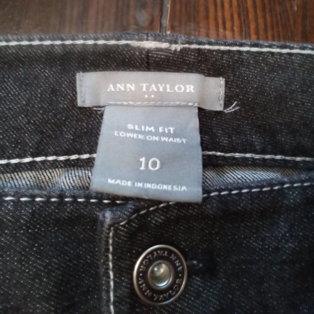 Anne Klein Slim Fit Boot Cut Jeans Size 10